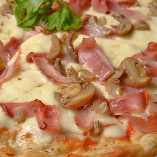 Ham & Mushroom Pizza